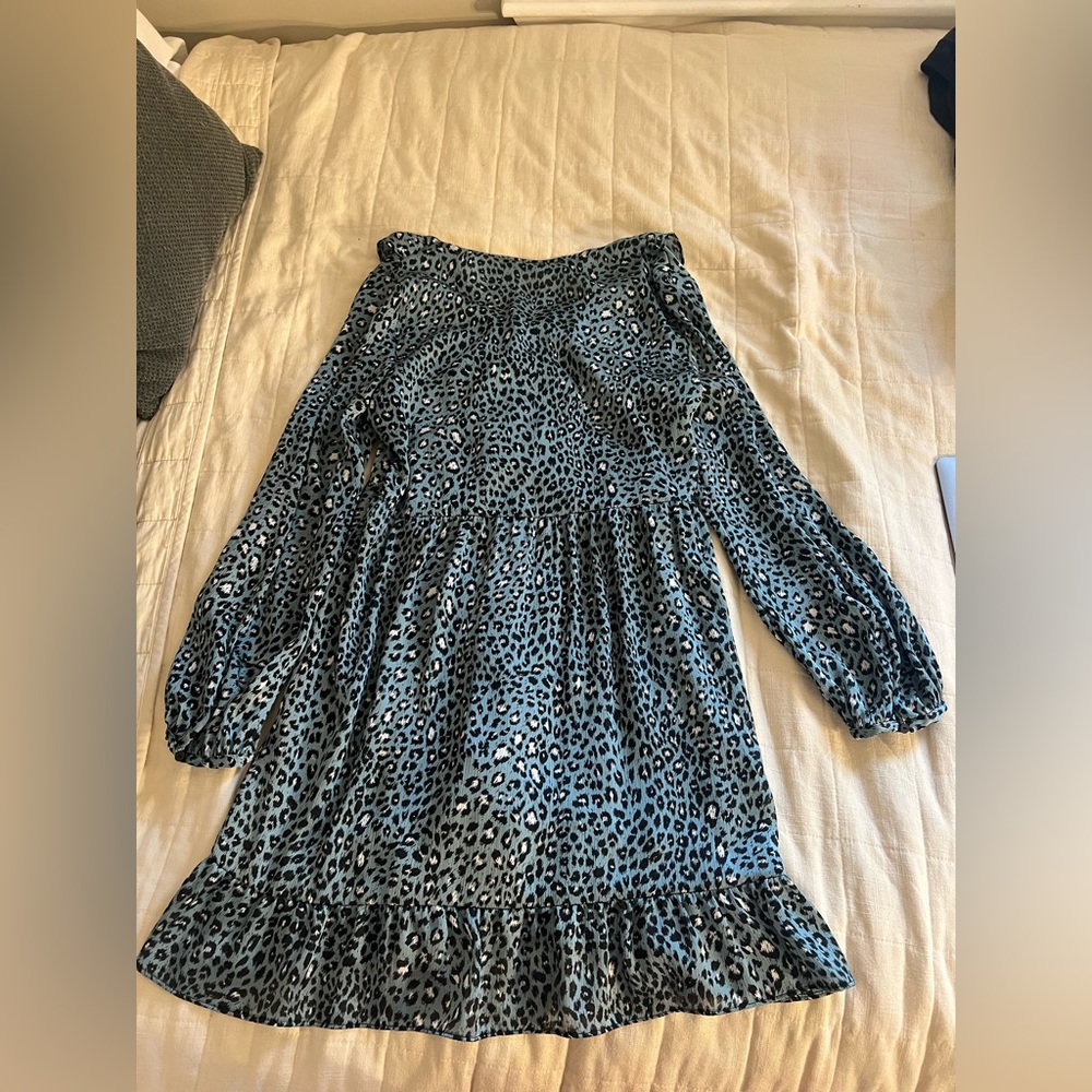 Long sleeve blue cheetah mini dress in great condition - Picture 2 of 2